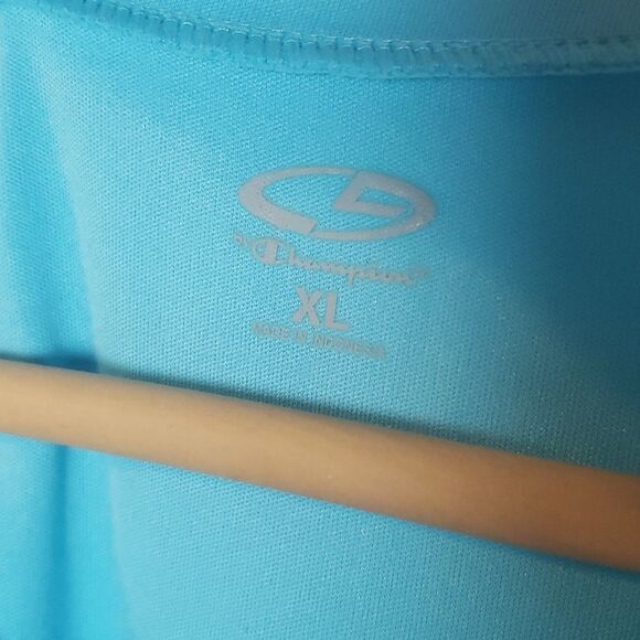 Champion Top - Picture 2 of 5